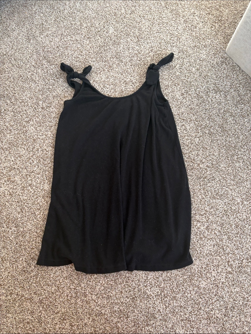 Women’s Black Knot-Shoulder dress